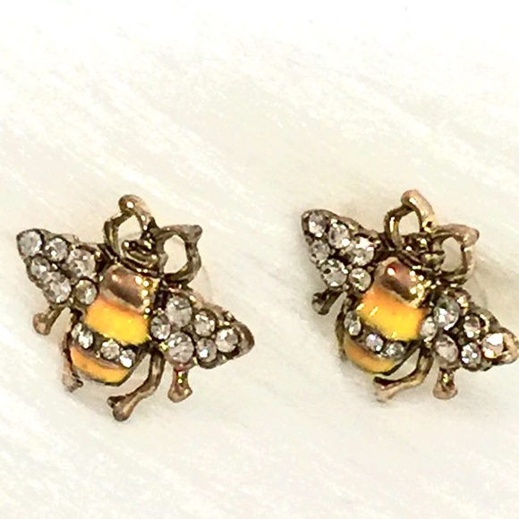 HP!!! Crystal Yellow Bee Stud Earrings - Picture 5 of 6